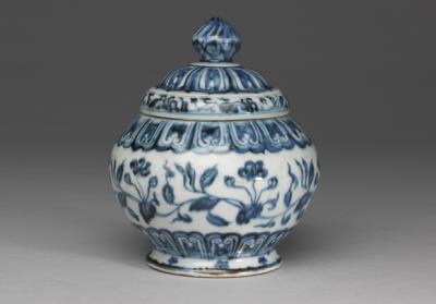 图片[2]-Tea caddy in underglaze blue with Chinese begonia scrolls decor, Ming dynasty, Xuande reign (1426-1435)-China Archive